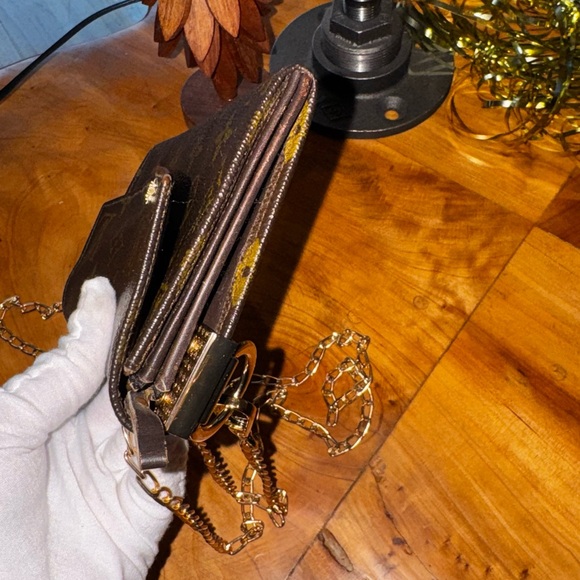 Louis Vuitton monogram vintage wallet converted Crossbody - Picture 10 of 15